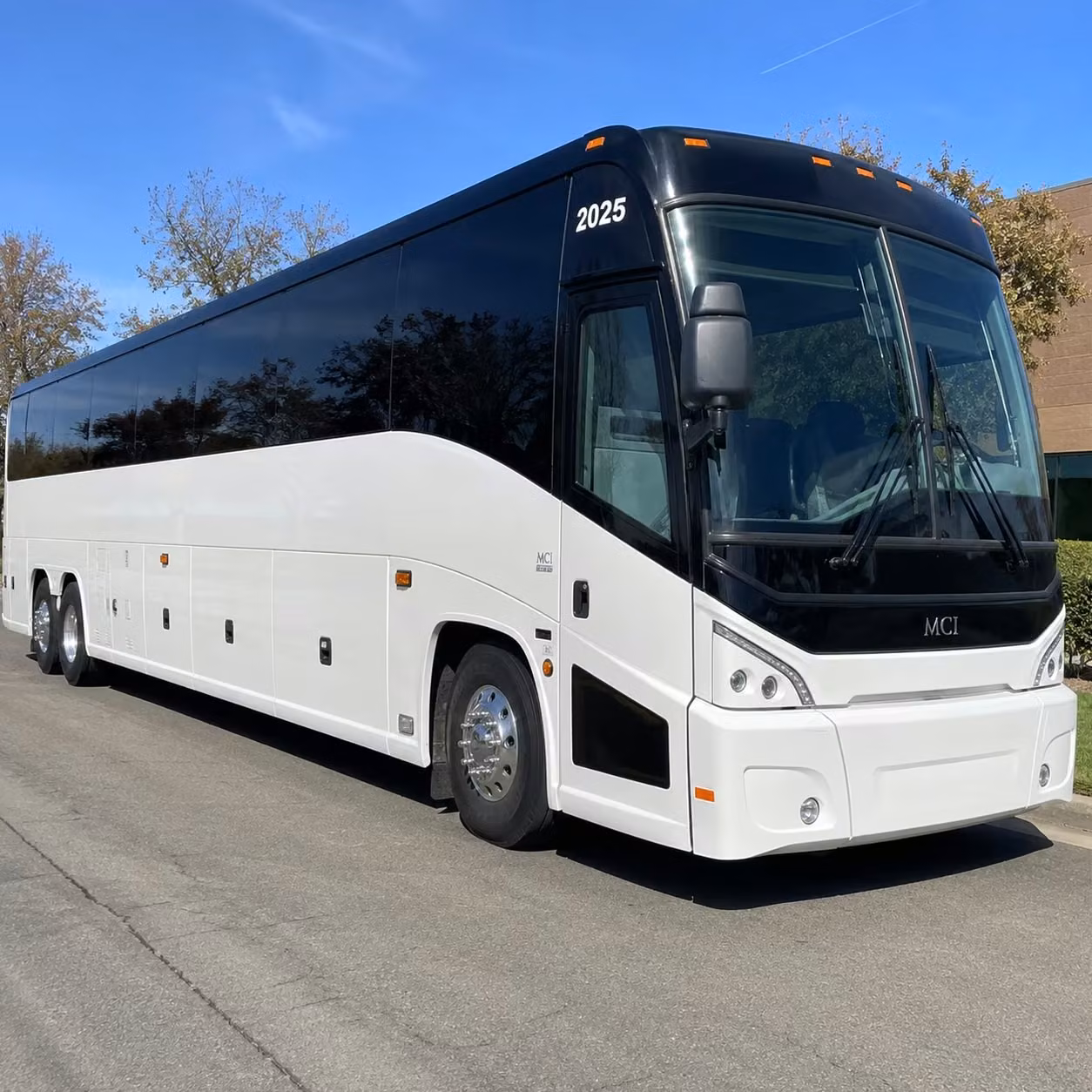 bus rentals for lowell concerts music festival