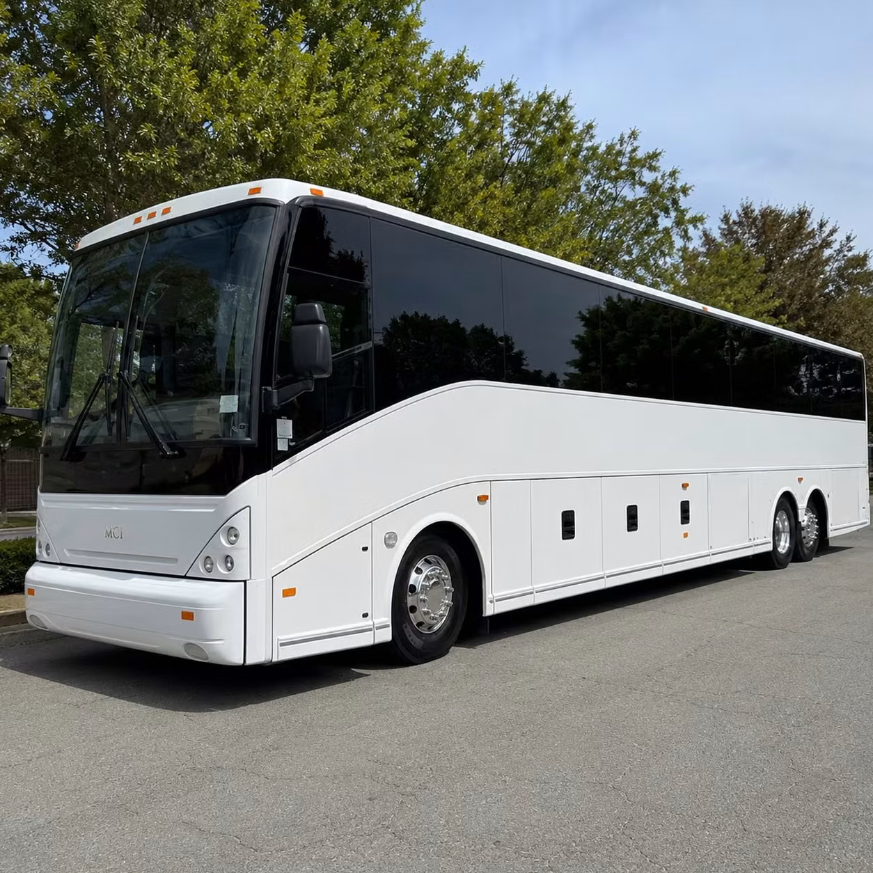get a group transfer to manchester boston regional airport from lowell