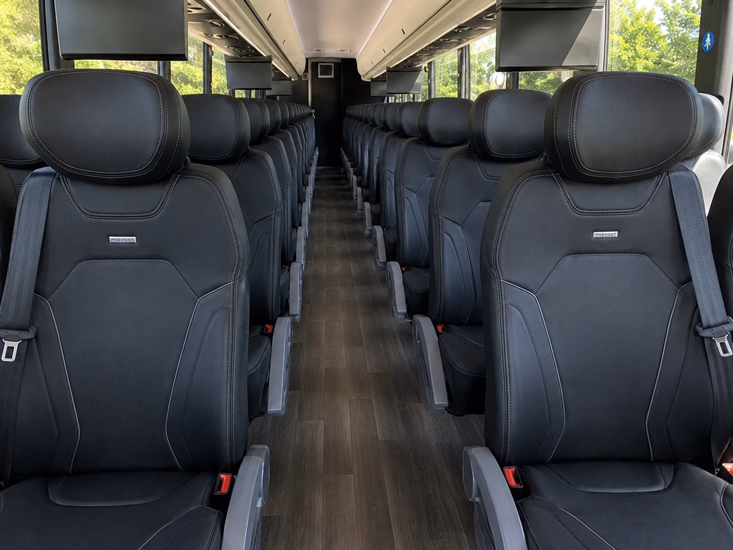 guest shuttles between lowell hotels and your wedding venue