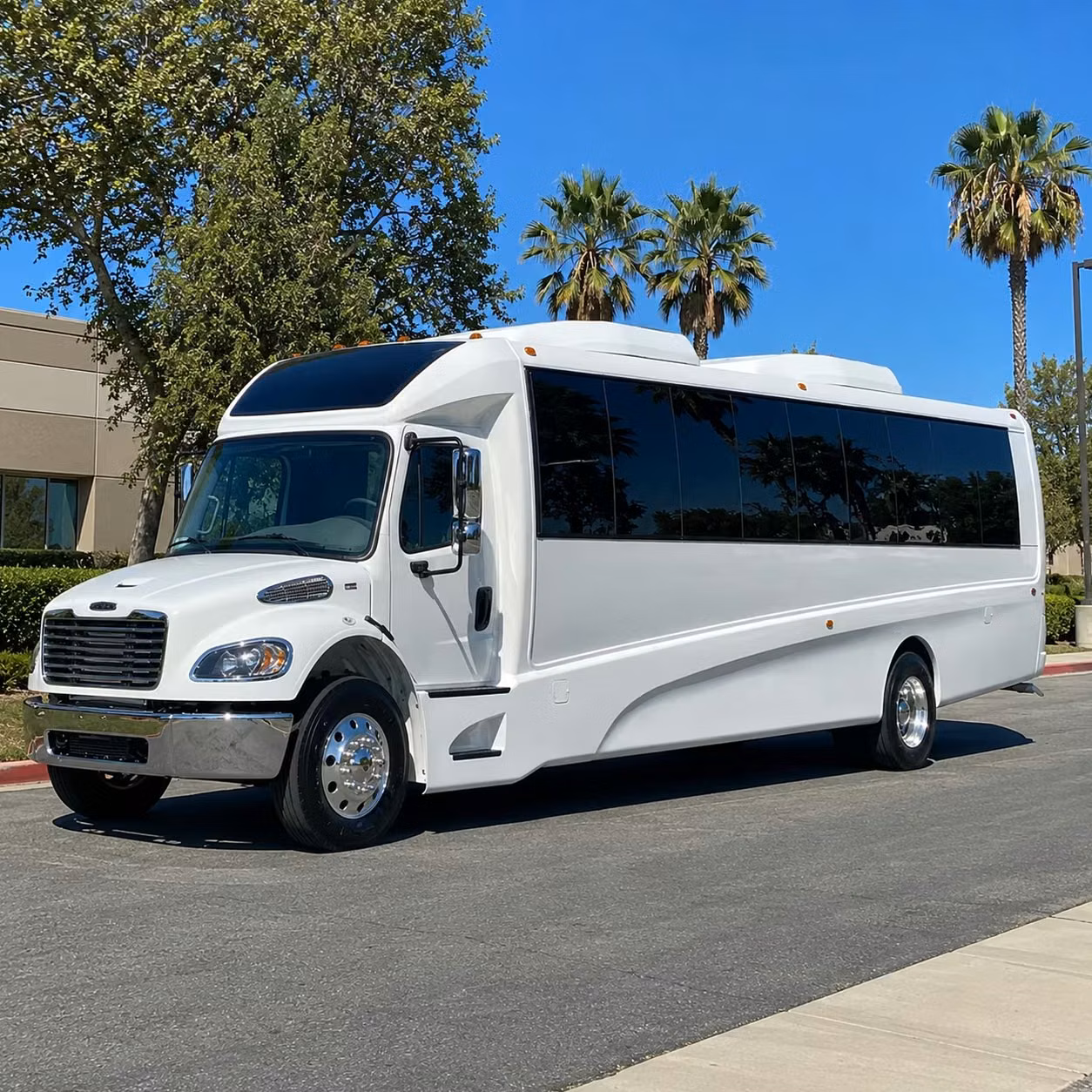 lowell 20 passenger minibus rental